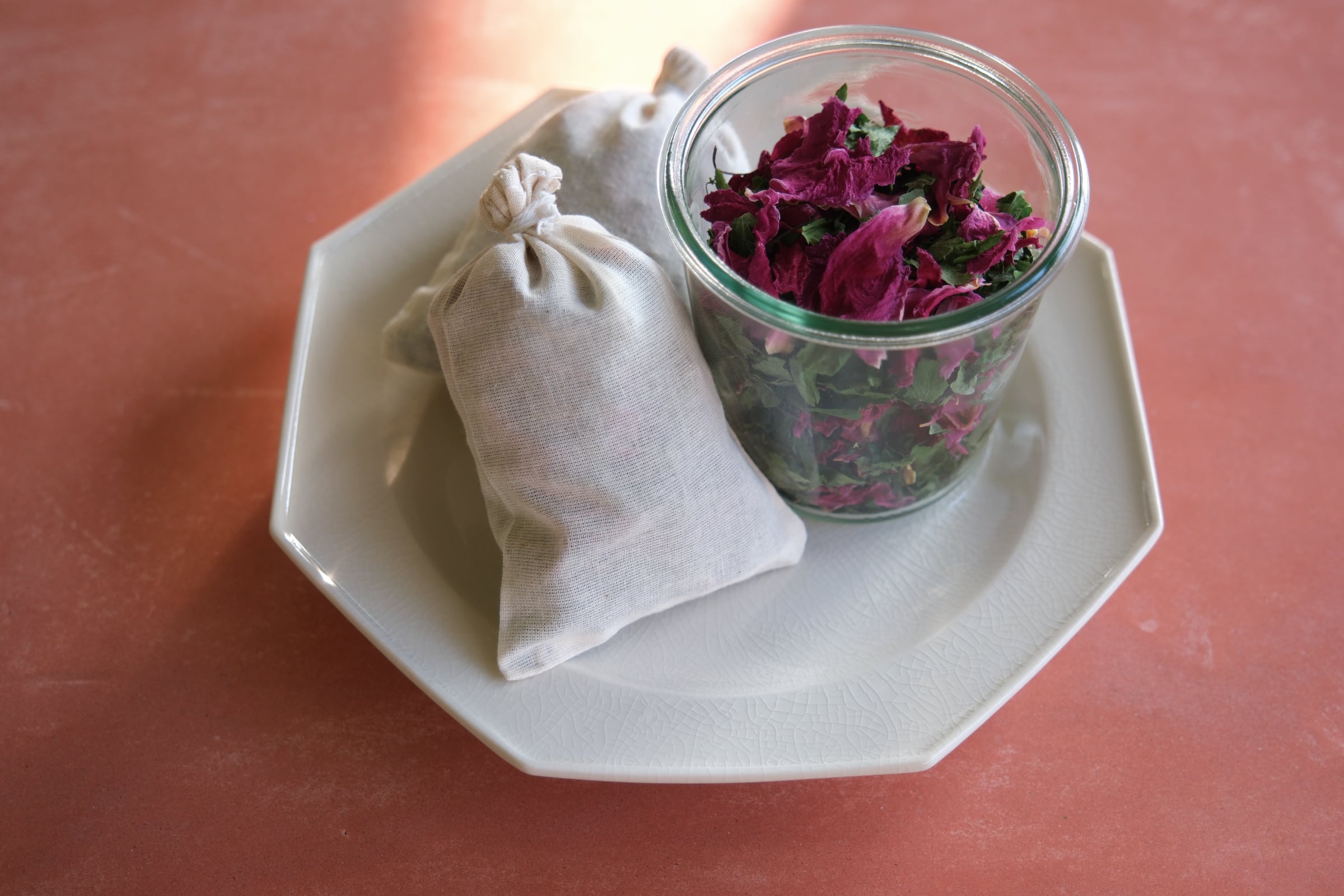 スリープウェア購入特典ノベルティ<br>「薬草の入浴料」プレゼント